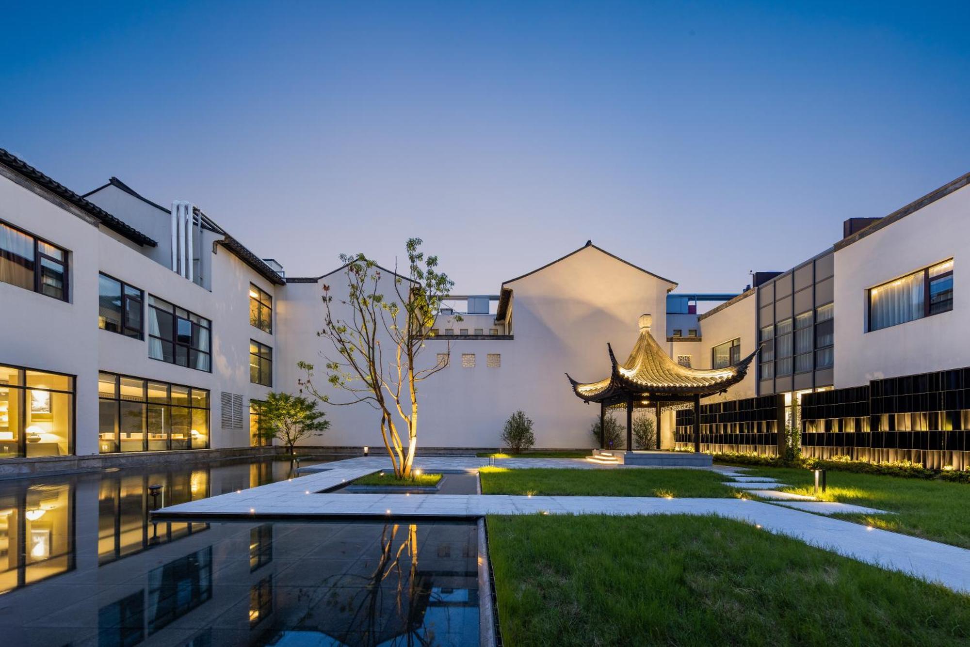 Atour Hotel Suzhou Beisi Pagoda Taohuawu Street Bagian luar foto